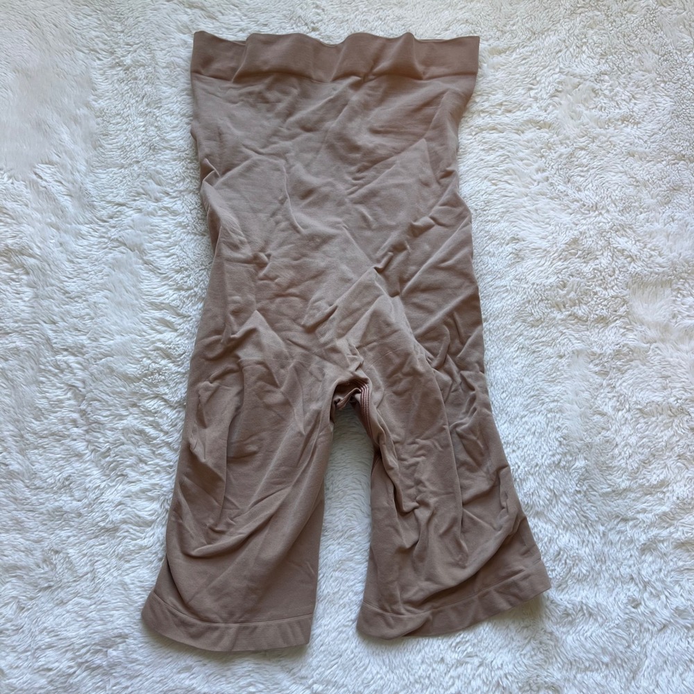 SKIMS Sculpting Short Mid Thigh High Waist Shapewear Tan XL RN 158973 Womens New